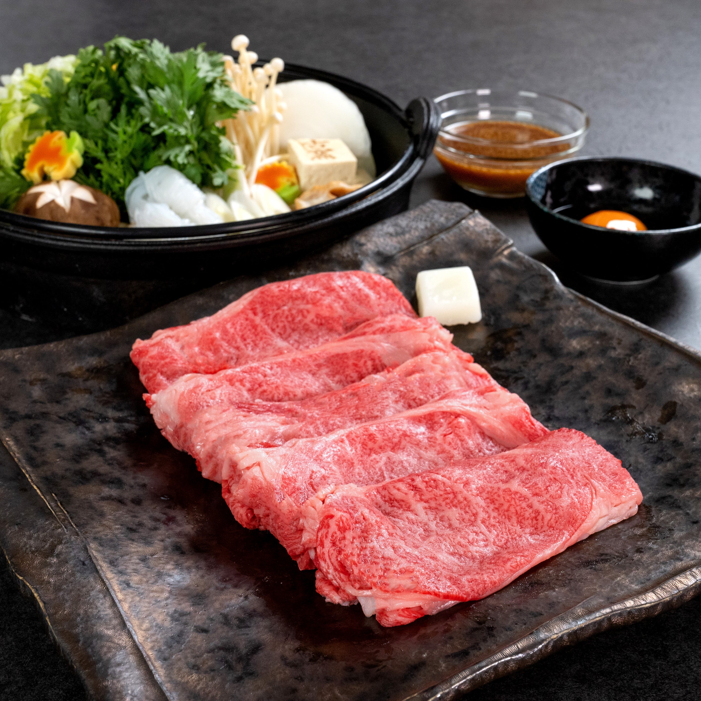 山形牛肩ロースすきやき 古窯特製胡麻みそたれ付き | 古窯公式